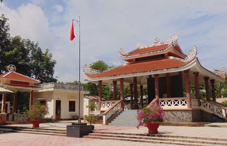DI TÍCH KHU LƯU NIỆM CƠ SỞ ĐẢNG ĐẦU TIÊN TỈNH TÂY NINH TẠI GIỒNG NẦN